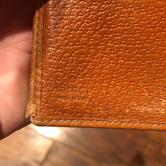 Authentic GUCCI D ring monogram bifold wallet - Picture 10 of 12